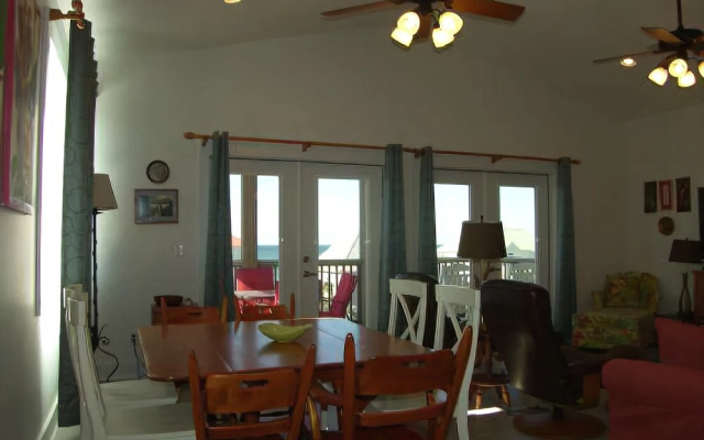 BooTiki House