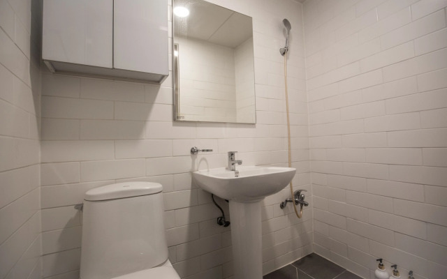 Myeongdong Artmonstay Guesthouse