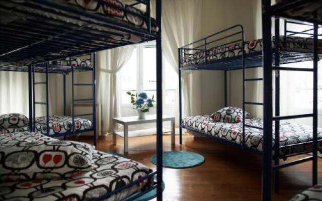 Nicely Hostel