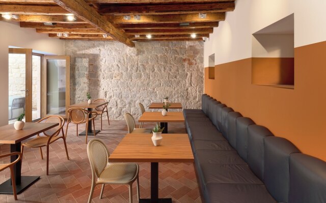 Central Heritage Hotel