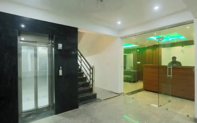 Hotel Dwarkadhish Plaza