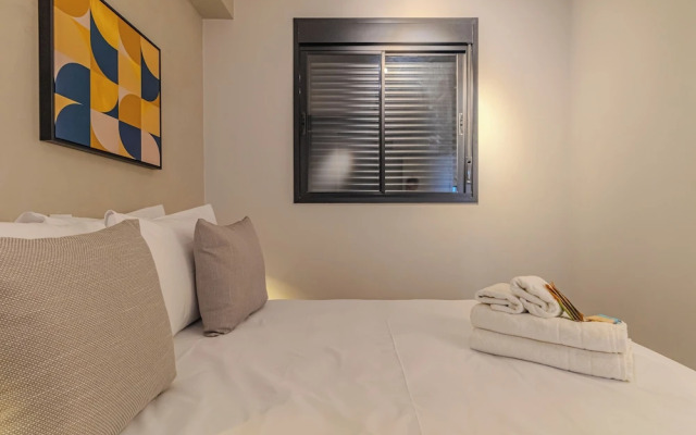 Nex One Nhambiquaras