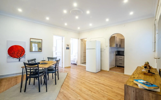 Flat With Bosphorus View and Terrace in Beyoglu