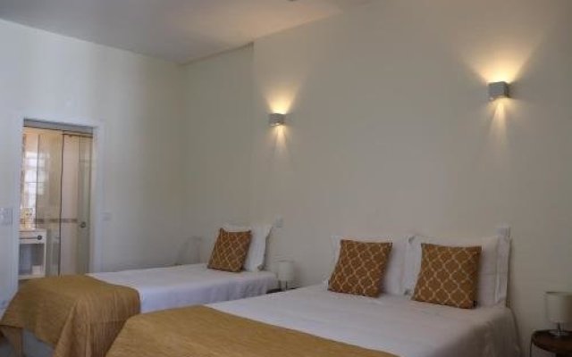 Enjoy Viana - Guest House