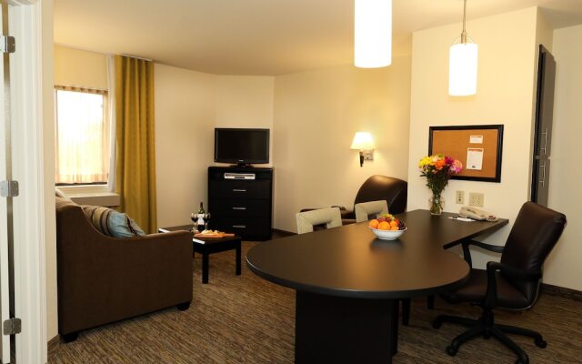 Candlewood Suites East Lansing, an IHG Hotel