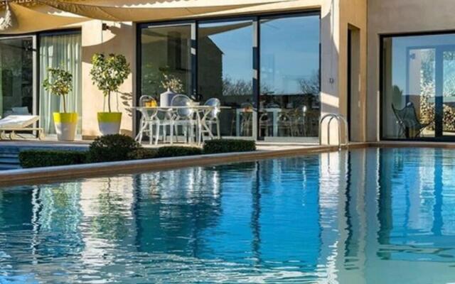 BB 12 LUBERON chambres d'h¿tes contemporaines