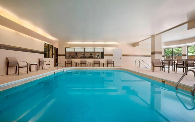Courtyard by Marriott Springfield