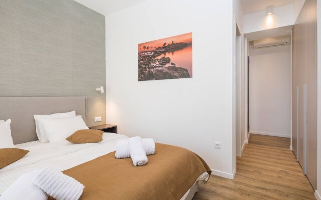 Luxury Villa Juliet with Heated Pool