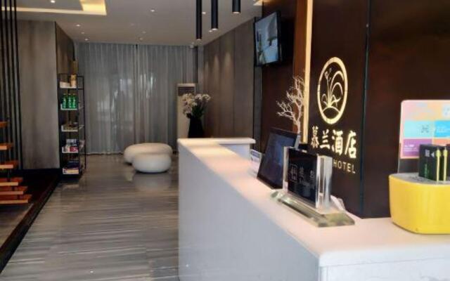 Orchid Hotel