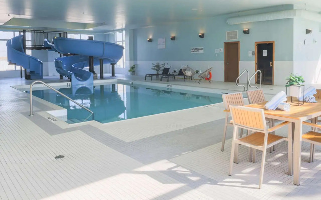 Radisson Hotel & Conference Centre Calgary Airport