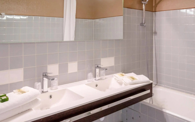 Les Vagues Hôtel & Spa