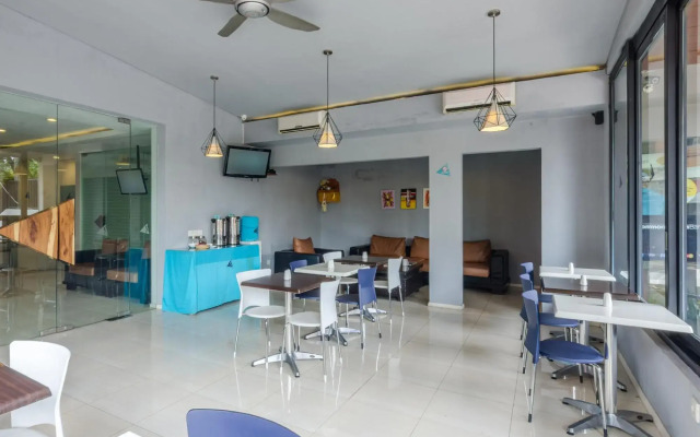 OYO 2854 COZY B&B Seminyak
