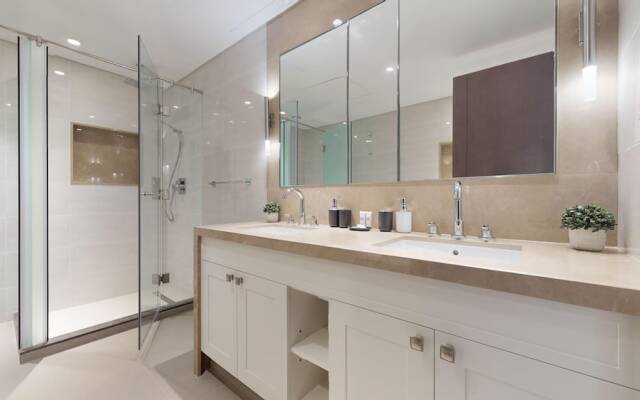 Primestay - 2BR Fountain View - Downtown