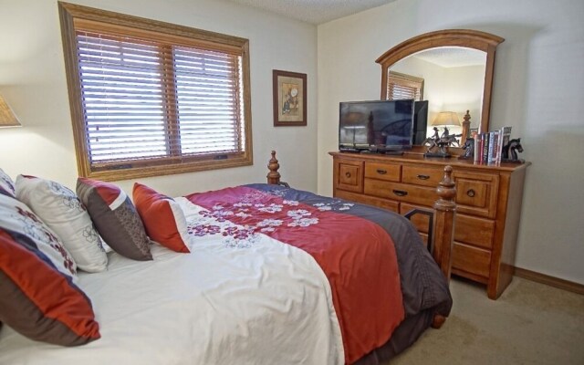 The Phoenix 228 4 Bedroom Condo