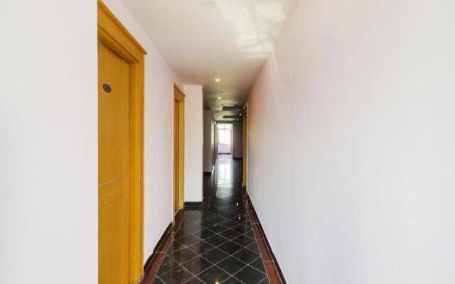 OYO Flagship 77115 Hotel Vaishnavi Palace