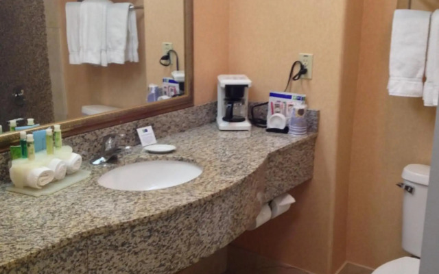 Holiday Inn Express Las Vegas-Nellis by IHG
