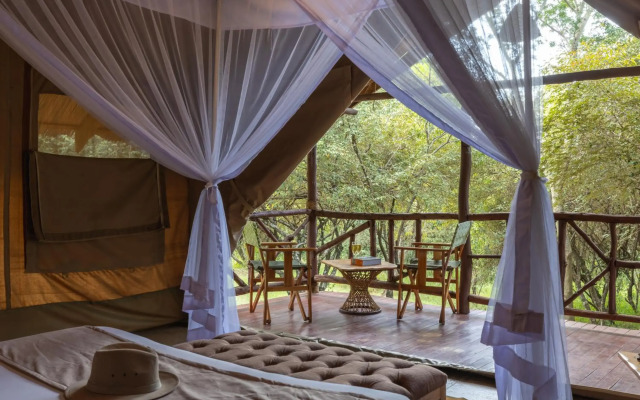 Sentrim Mara Game Lodge