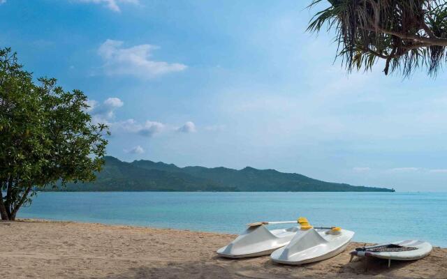 Sira Beach House