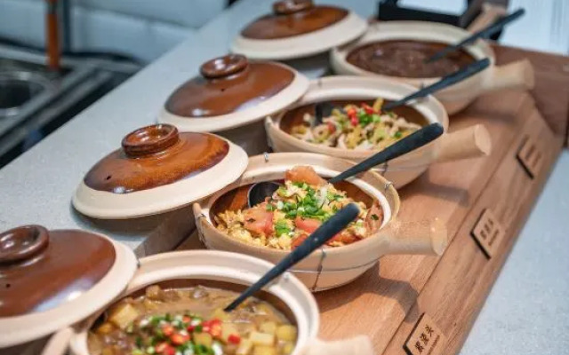 HanTing Hotel (Beijing Sanyuanqiao Yansha Embassy Area)