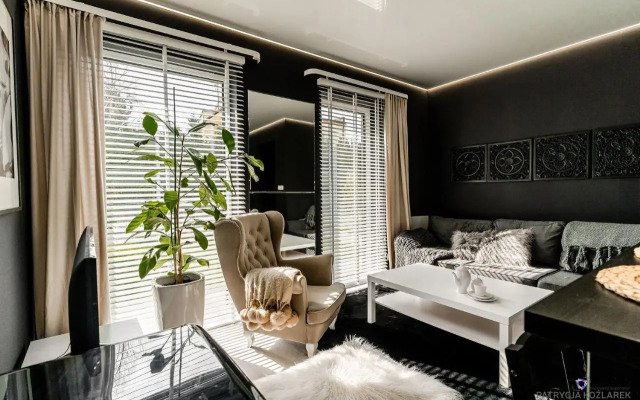 Apartament Black