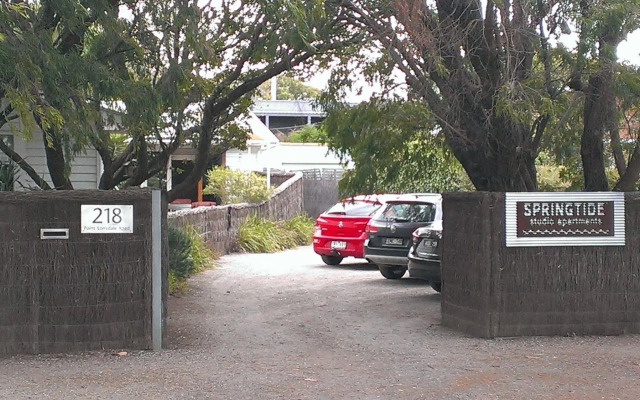 Springtide Studio Apartments
