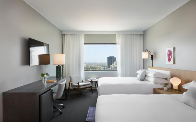 Kimpton Everly Hotel Hollywood by IHG