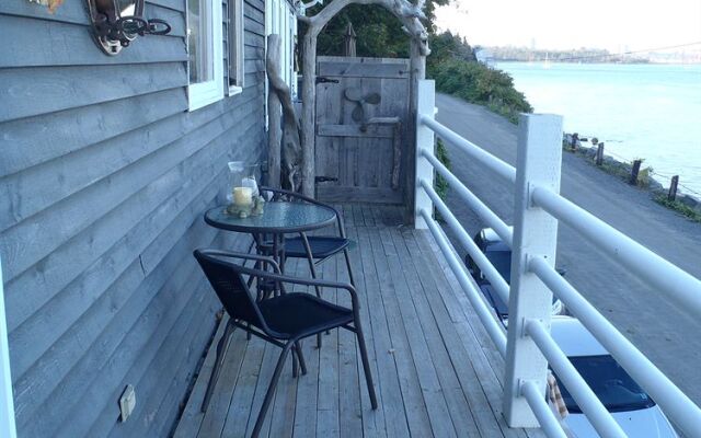 SeaWatch Bed & Breakfast