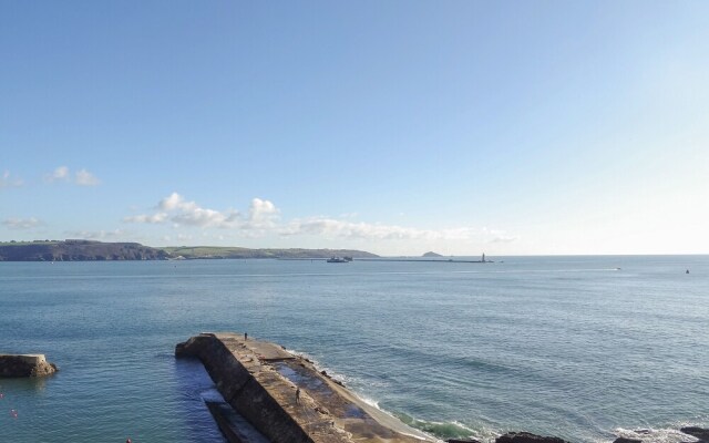 Lighthouse View, Torpoint