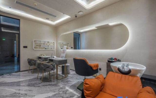 Shanghai Lanshu International Hotel (Jinshan City Beach Branch)