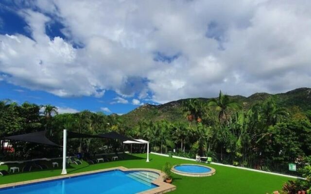 Bush Retreat Magnetic Island On Mandalay