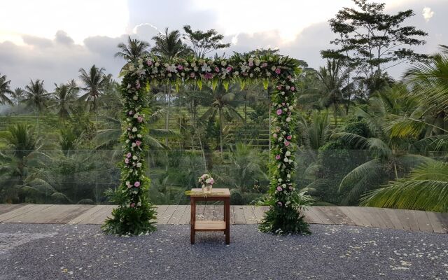 Puri Sebali Resort