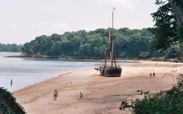 Priory Bay Hotel
