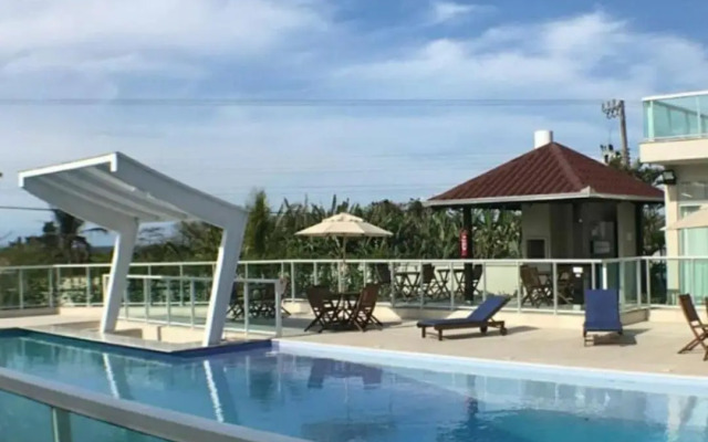 Maravilhoso apartamento novo em condomínio clube.