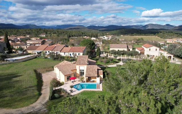 Villa in France With Private Pool & Garden