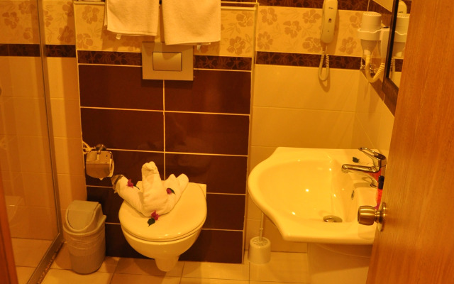 Grand Atilla Otel
