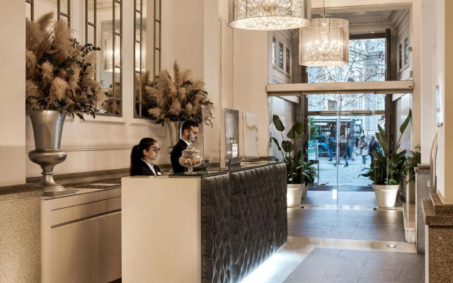 Hospes Puerta de Alcalá, a Member of Design Hotels