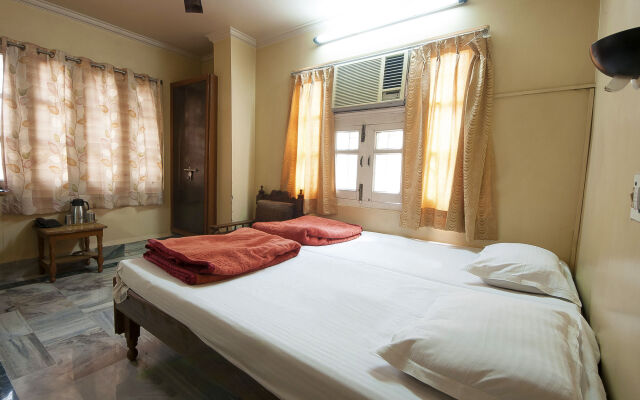 Mayur Assam Hotel