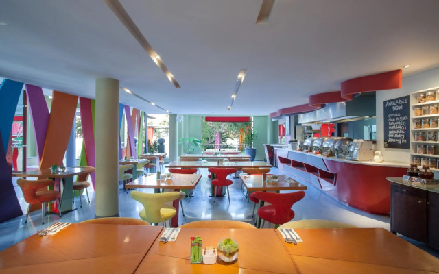 ibis Styles Bali Legian