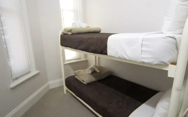 Seafield Tower Glenelg Apartment no 5