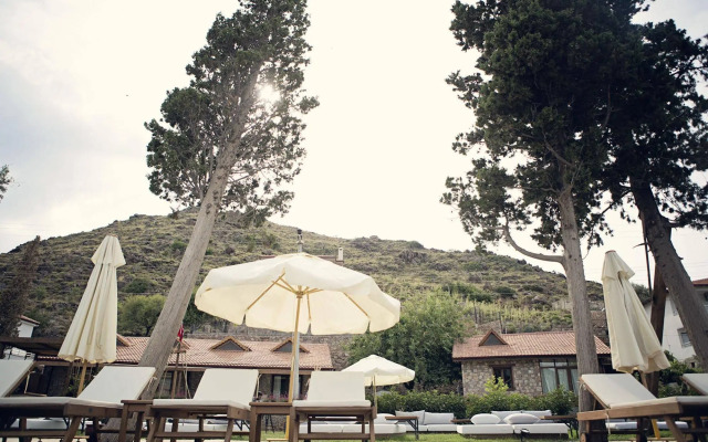 Vira Demir Boutique Hotel & Beach