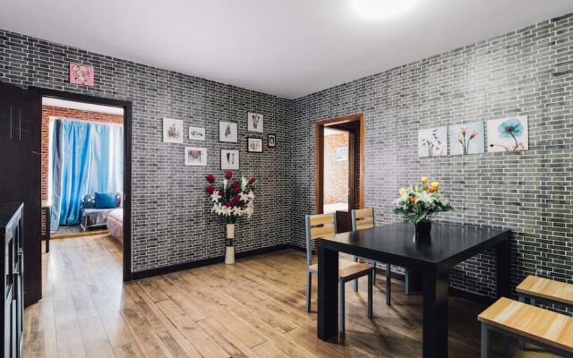 Jiayuhuxiao Apartment