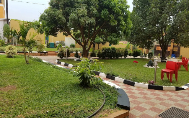 Sibyangu Standard Hotel