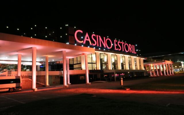 Cascais Estoril Apartment Near the Beach