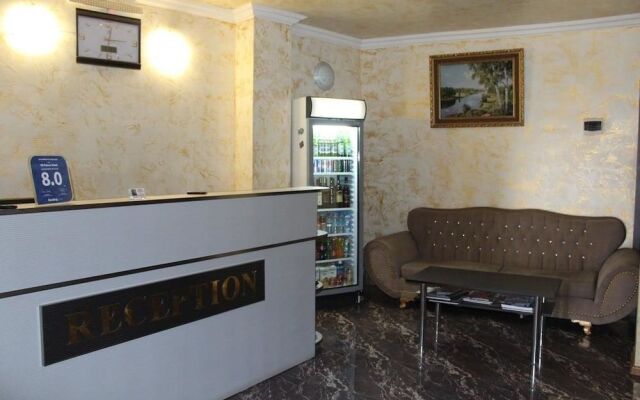 M-Palace Hotel