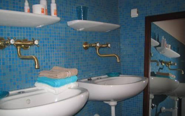 House Brac