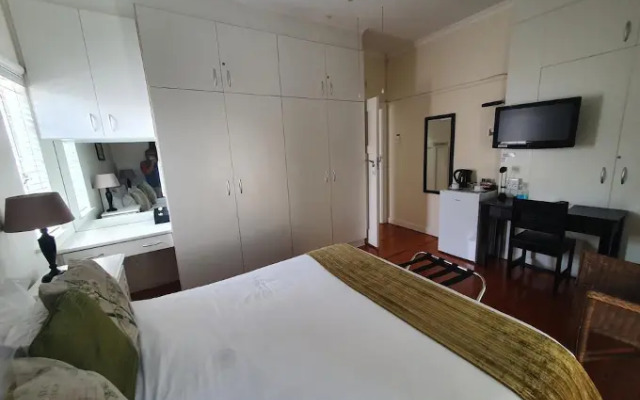 River Road Guest House