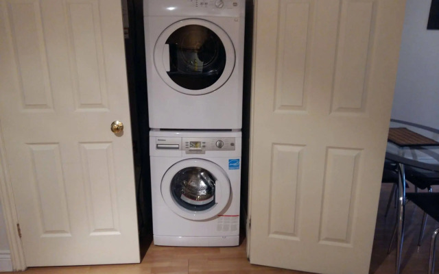 Toronto Furnished Living Pembroke