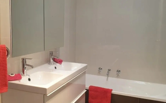 Yarra Glen Racecourse Apartments