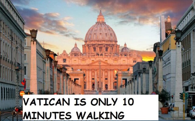 Vatican Canal Apartments 9-11