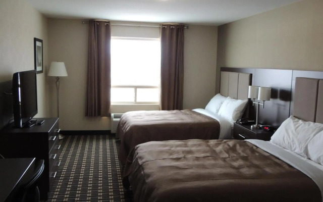 Carlyle Western Star Inn & Suites